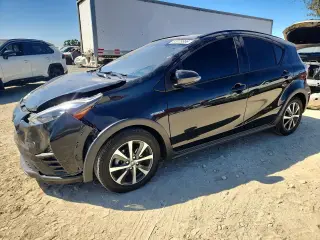 TOYOTA PRIUS C 2018