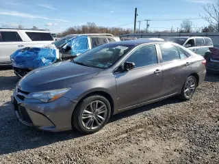 TOYOTA CAMRY 2017
