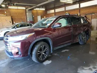 TOYOTA HIGHLANDER 2019